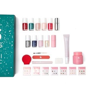 Unopened Olive & June holiday Adevnt calendar